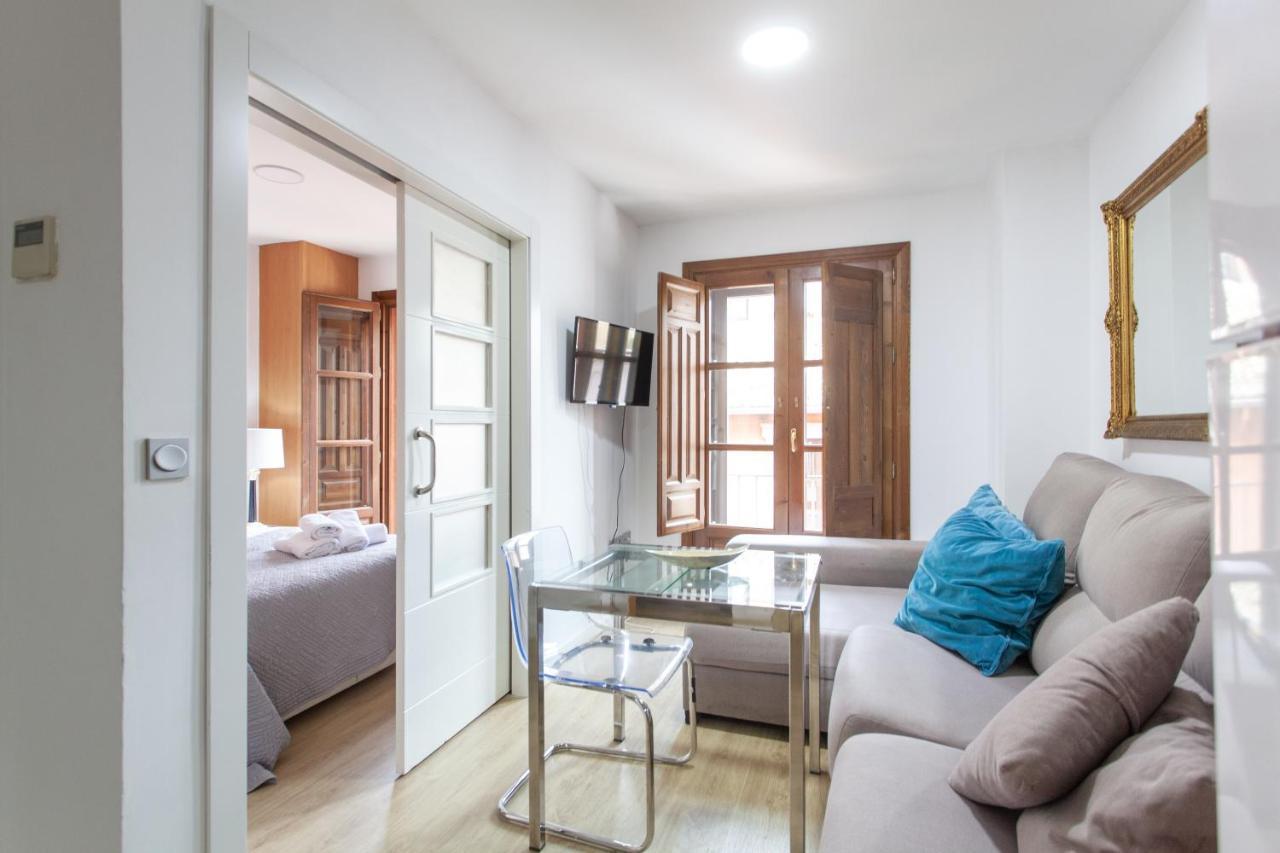Apartamentos Elvira 21 Granada Bagian luar foto