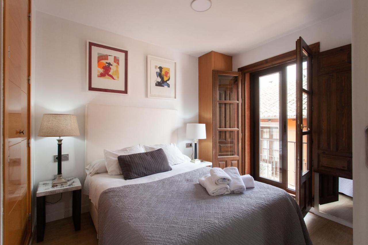 Apartamentos Elvira 21 Granada Bagian luar foto