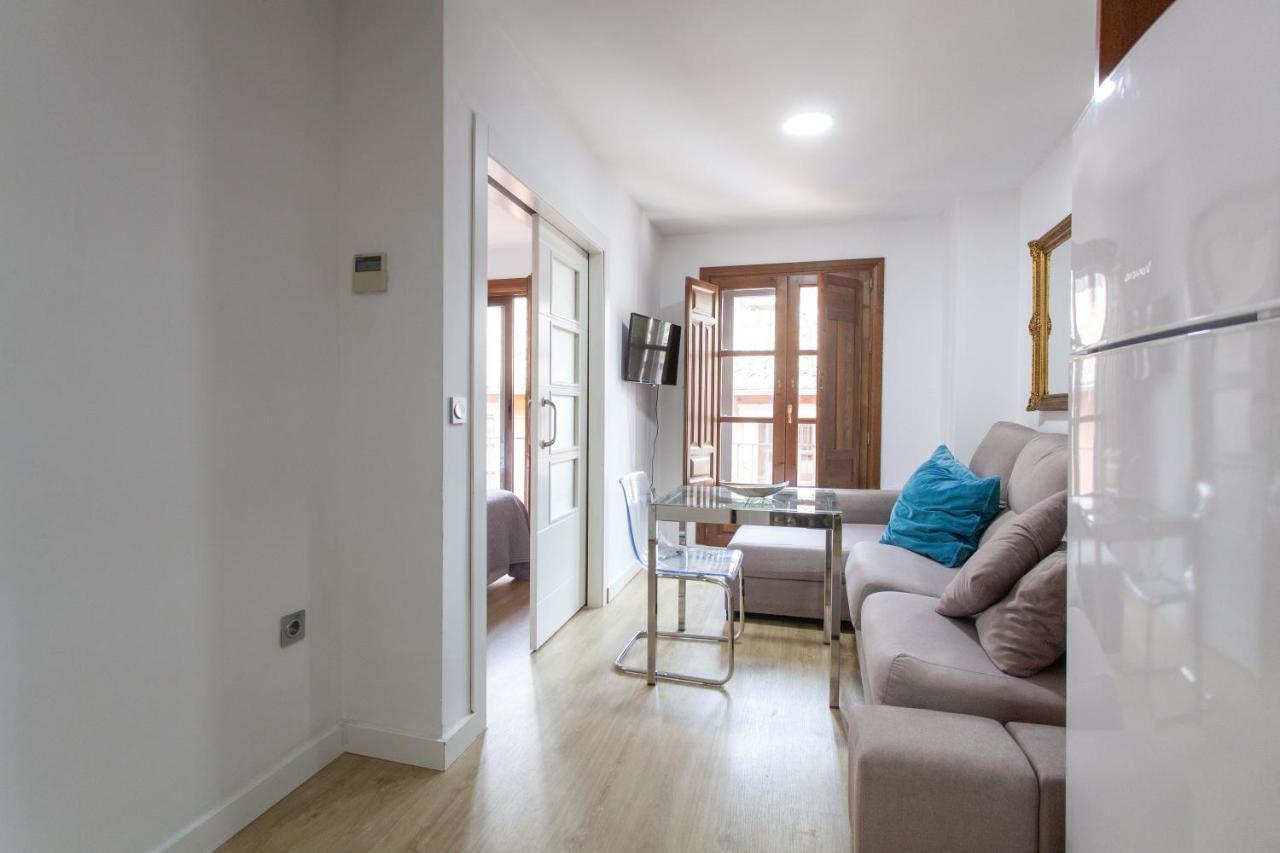 Apartamentos Elvira 21 Granada Bagian luar foto