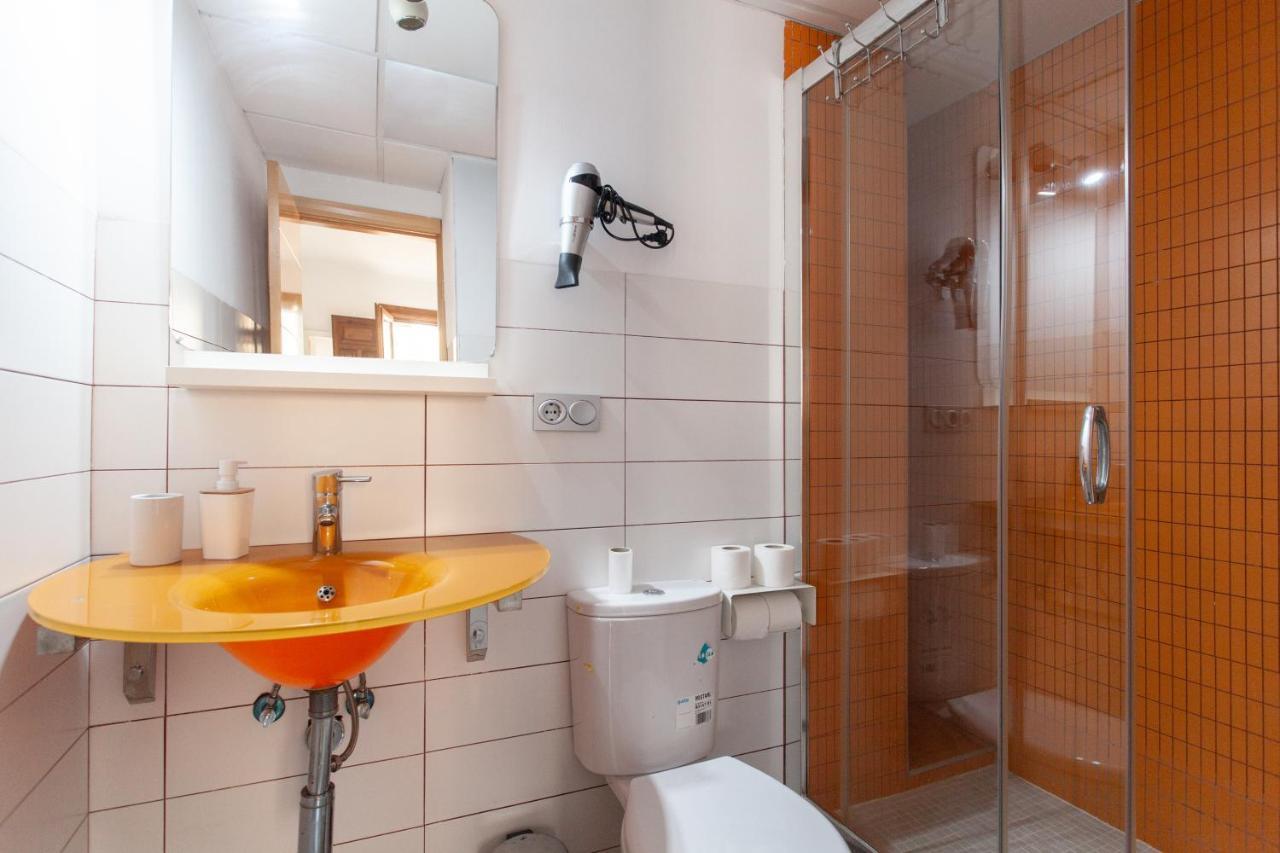 Apartamentos Elvira 21 Granada Bagian luar foto