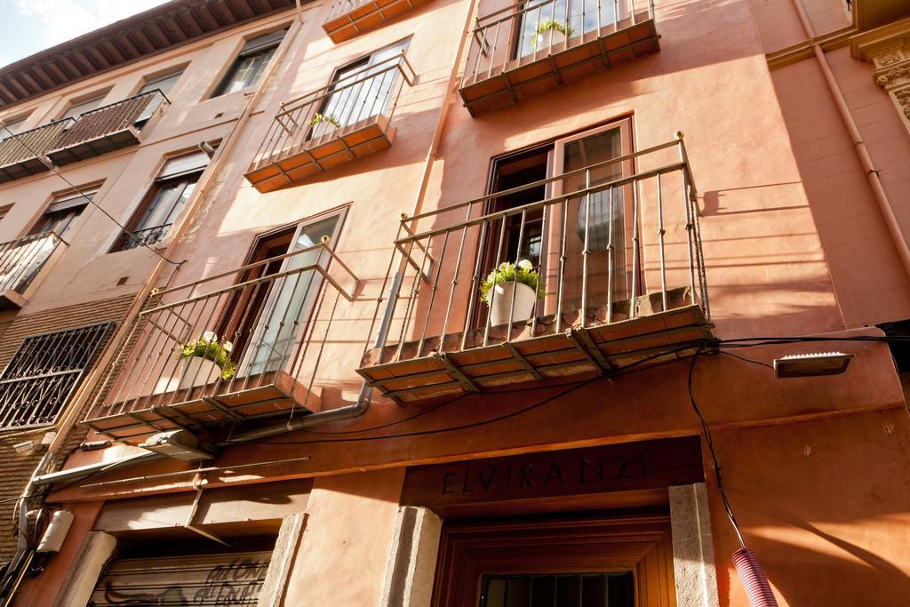 Apartamentos Elvira 21 Granada Ruang foto