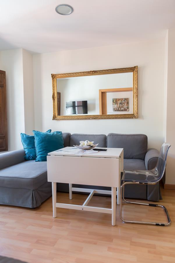 Apartamentos Elvira 21 Granada Bagian luar foto