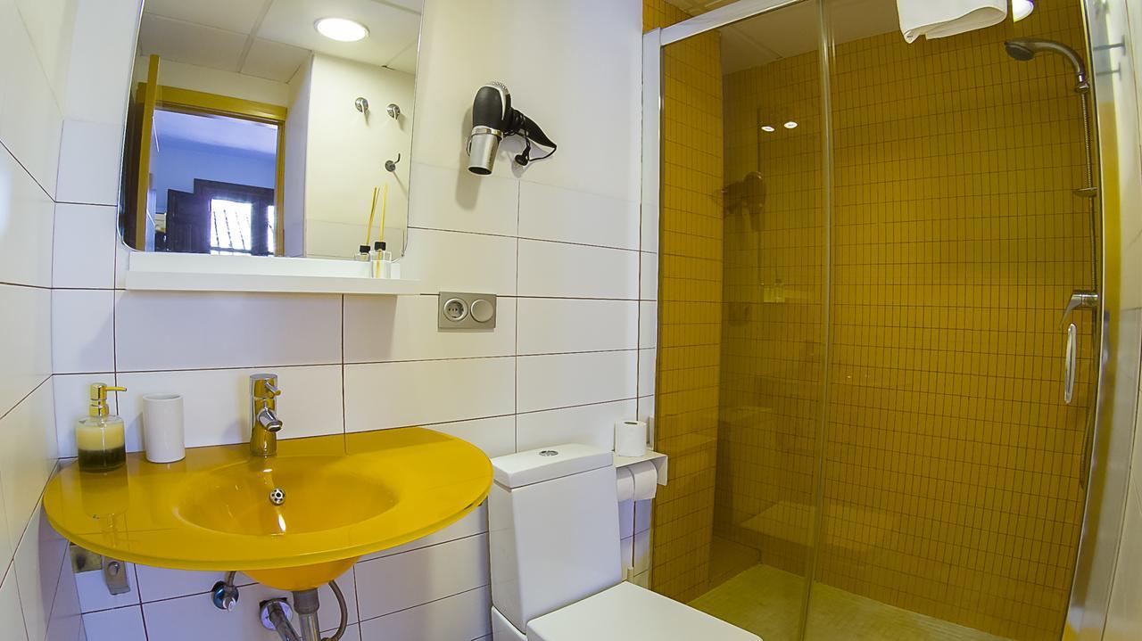 Apartamentos Elvira 21 Granada Bagian luar foto